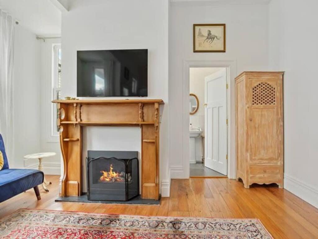 Cheerful 1 Bedroom Home With Free Parking Оукланд Екстериор снимка
