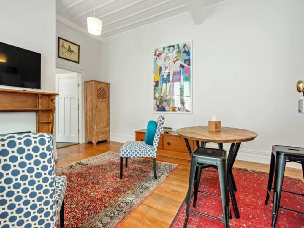 Cheerful 1 Bedroom Home With Free Parking Оукланд Екстериор снимка